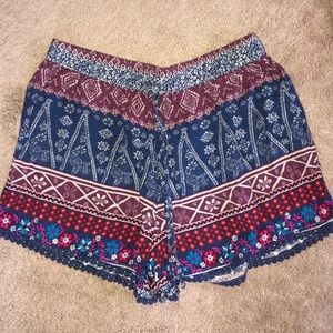 Hollister Flowy Aztec Shorts